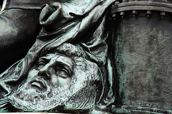 D70_067912004-08-29_01