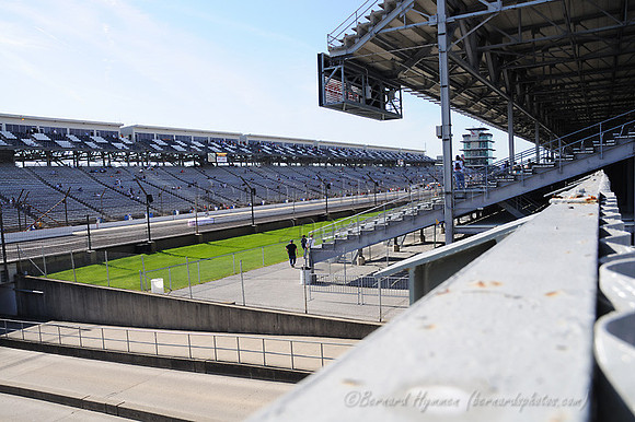D300_32606_(800).jpg