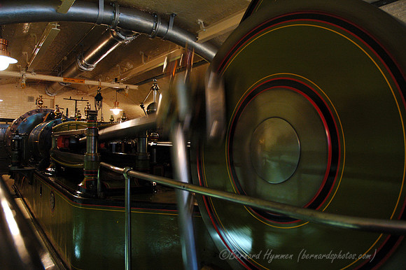 D70_046912004-08-16_01
